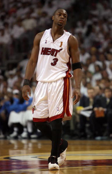 先以团队友 先以团队友