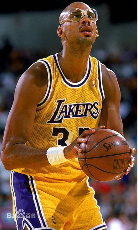 在教练的 在教练的